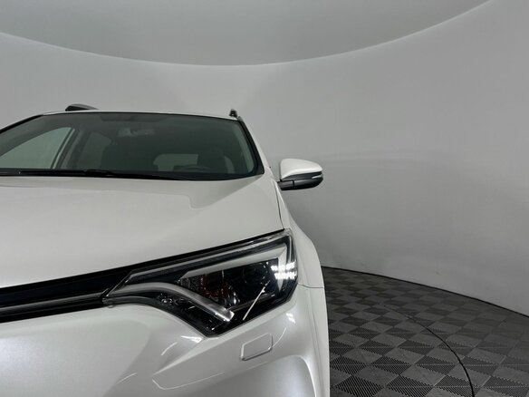 2018 Toyota RAV4 IV (XA40) Рестайлинг, белый - вид 8