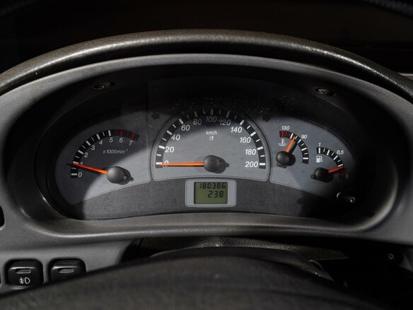 2006 Lada (ВАЗ) 2112, серый, 548000 рублей - вид 11