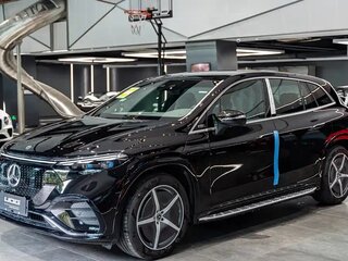 2025 Mercedes-Benz EQS SUV 500, чёрный, 10028652 рублей, вид 2