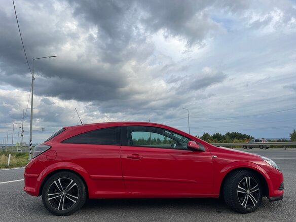 2008 Opel Astra GTC H Рестайлинг, красный - вид 5