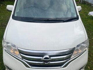 2013 Nissan Serena IV (C26), белый, 1390000 рублей, вид 2