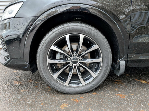 2017 Audi Q3 I (8U) Рестайлинг, чёрный, 2399000 рублей - вид 17