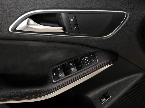 2014 Mercedes-Benz CLA 200 I (C117, X117), белый, 1630000 рублей - вид 18