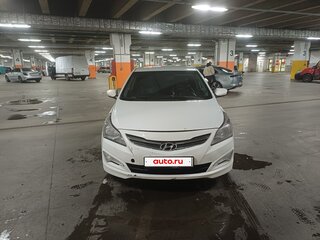 2015 Hyundai Solaris I Рестайлинг, белый, 450000 рублей, вид 1