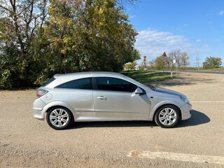2007 Opel Astra GTC H Рестайлинг, серебристый, 300000 рублей, вид 5