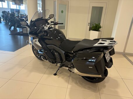 2022 BMW K 1600 GT, чёрный, 2600000 рублей, вид 2