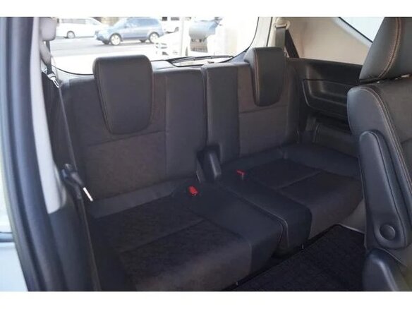 2023 Honda Freed II Рестайлинг, белый, 1469700 рублей - вид 13