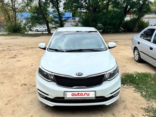 2015 Kia Rio III Рестайлинг, белый, 870000 рублей, вид 1