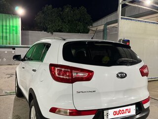 2011 Kia Sportage III, белый, 1150000 рублей, вид 5