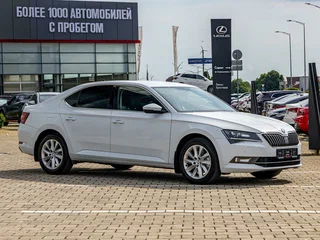 2019 Skoda Superb III, белый, 1825000 рублей, вид 3