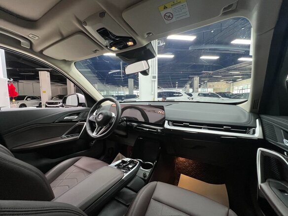 2023 BMW X1 Long 20Li sDrive III (U11/U12), чёрный, 2949095 рублей - вид 9