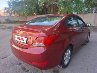 2016 Hyundai Solaris I Рестайлинг, красный, 1150000 рублей, вид 4