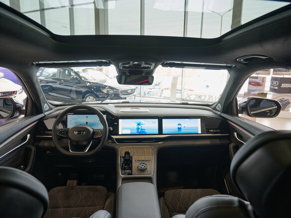 2026 Geely Monjaro I, чёрный, 4954990 рублей - вид 34