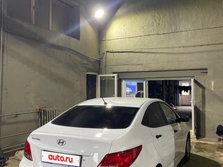 2016 Hyundai Solaris I Рестайлинг, белый, 680000 рублей, вид 5