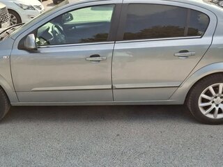 2012 Opel Astra H Рестайлинг, серый, 650000 рублей, вид 4