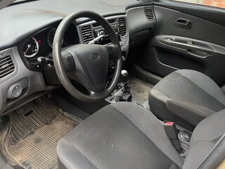 2006 Kia Rio II, бежевый, 350000 рублей, вид 4
