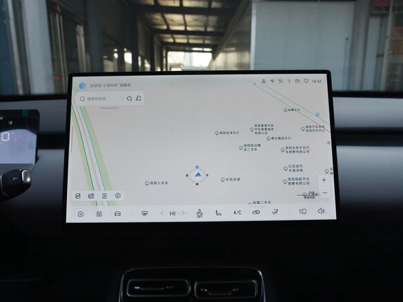 2026 Changan Qiyuan Q05 51.9 kWh II, серебристый - вид 38