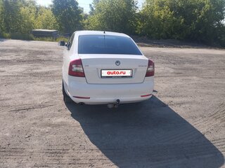 2010 Skoda Octavia II (A5) Рестайлинг, белый, 550000 рублей, вид 5