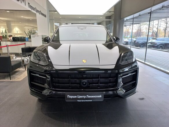 2026 Porsche Cayenne III Рестайлинг, чёрный, 21990000 рублей - вид 3