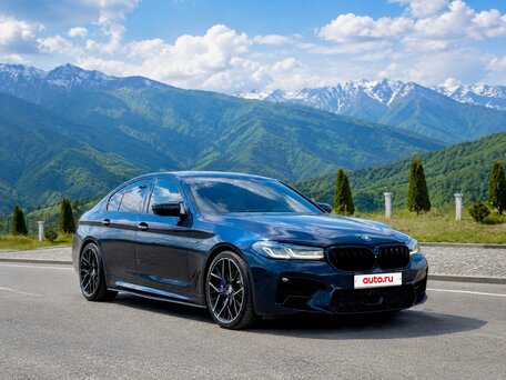 2017 BMW 5 серии 540i xDrive VII (G30/G31/G38), синий, 3949000 рублей, вид 3