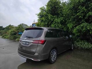 2023 Buick GL8 IV Century, коричневый, 4900600 рублей, вид 3