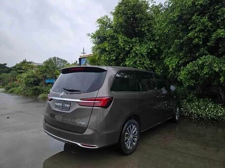 2023 Buick GL8 IV Century, коричневый, 4900600 рублей, вид 3