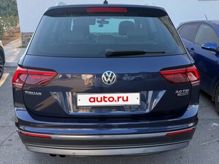 2017 Volkswagen Tiguan II, синий, 2600000 рублей, вид 3