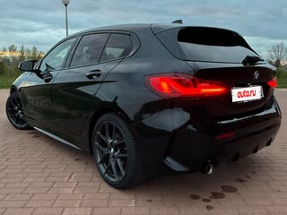2022 BMW 1 серии 118i III (F40), чёрный, 2300000 рублей, вид 1