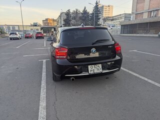 2012 BMW 1 серии 116i II (F20/F21), чёрный, 1400000 рублей, вид 4