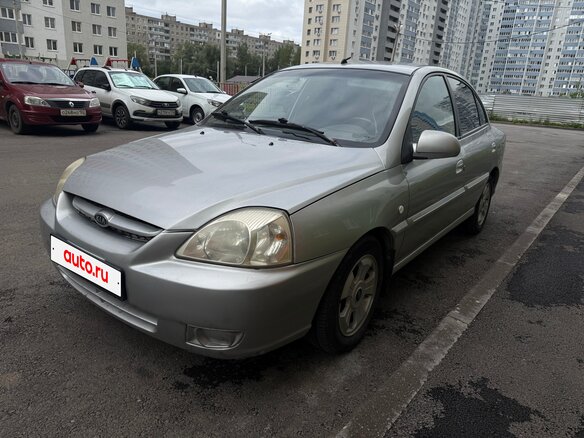 2004 Kia Rio I Рестайлинг, серебристый