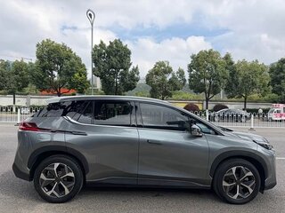 2024 Aion Y Plus 70 kWh, серый, 1520000 рублей, вид 5