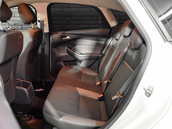 2012 Ford Focus III, белый, 850000 рублей - вид 18