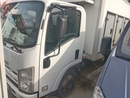 2015 Isuzu Elf (N-series), белый, 3700000 рублей, вид 1