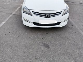 2016 Hyundai Solaris I Рестайлинг, белый, 920000 рублей, вид 1