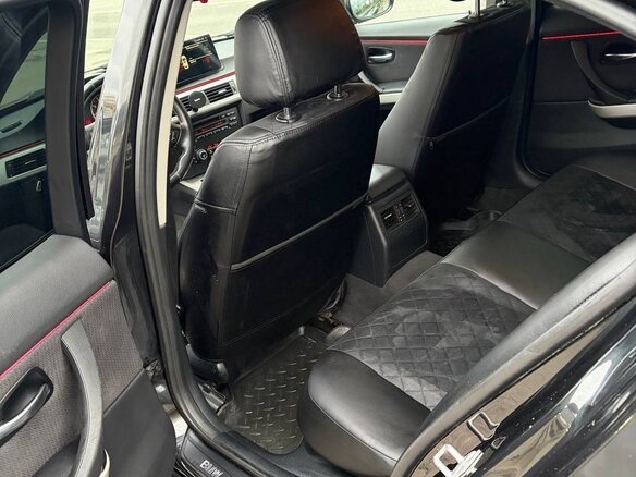 2011 BMW 3 серии 318i V (E90/E91/E92/E93) Рестайлинг, чёрный, 950000 рублей - вид 10