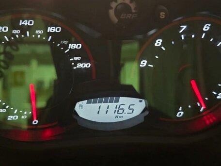 2014 BRP Lynx 69 Yeti Army, серый, 1550000 рублей, вид 3