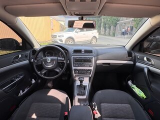 2012 Skoda Octavia II (A5) Рестайлинг, чёрный, 880000 рублей, вид 4