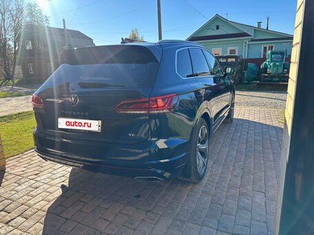 2022 Volkswagen Touareg III, синий, 7450000 рублей, вид 5