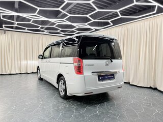 2012 Honda Stepwgn IV, белый, 1599999 рублей, вид 4