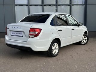 2020 Lada (ВАЗ) Granta I Рестайлинг, белый, 580000 рублей, вид 4