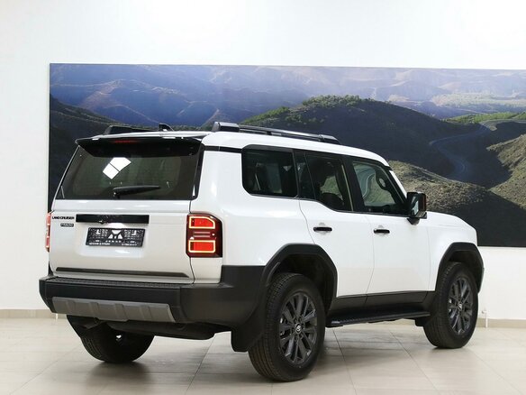 2026 Toyota Land Cruiser Prado 250 Series, белый, 11400000 рублей - вид 3
