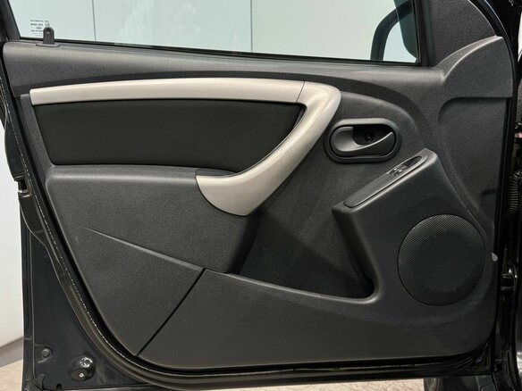 2014 Renault Duster I, чёрный, 820000 рублей - вид 16