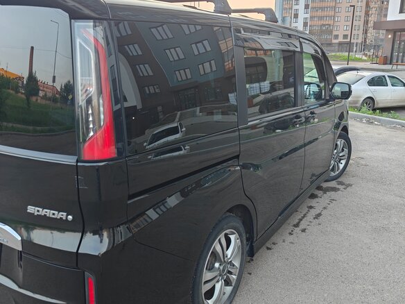 2018 Honda Stepwgn Spada V Рестайлинг, чёрный, 1999000 рублей - вид 5