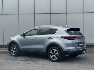 2019 Kia Sportage IV Рестайлинг, серебристый, 2205000 рублей, вид 2
