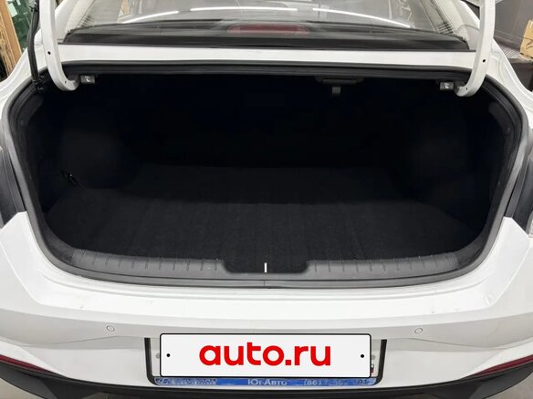 2022 Hyundai Elantra VII (CN7), белый, 1900000 рублей - вид 7