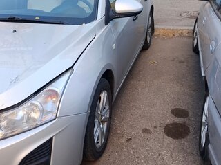 2013 Chevrolet Cruze I Рестайлинг, серебристый, 715000 рублей, вид 5