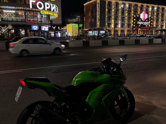 2011 Kawasaki Ninja 250R, зелёный, 210000 рублей - вид 5