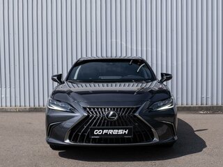 2021 Lexus ES 250 VII Рестайлинг, серый, 4449000 рублей, вид 3