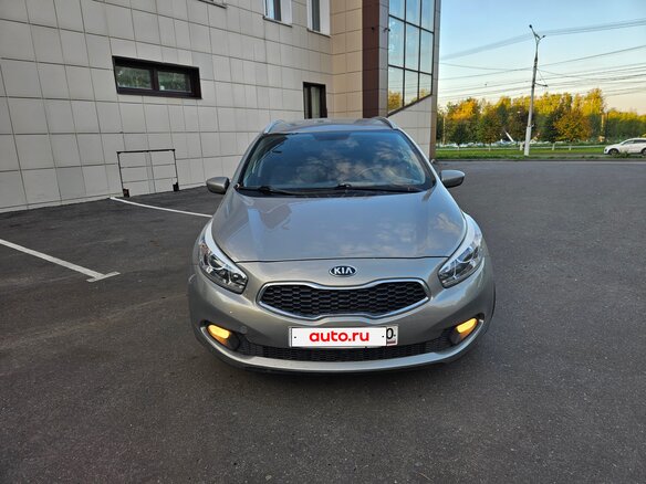 2014 Kia Ceed II, серебристый, 1250000 рублей
