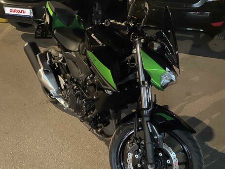 2021 Kawasaki Z 400, зелёный, 579000 рублей, вид 3